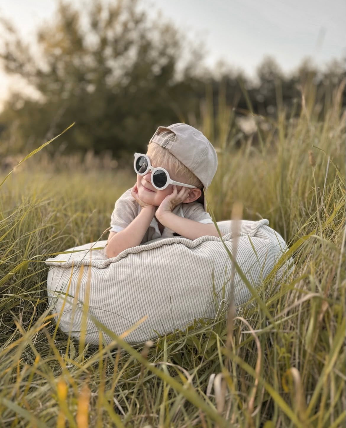 Coussin de sol rond en velours Corduroy à fines côtes Slimcord