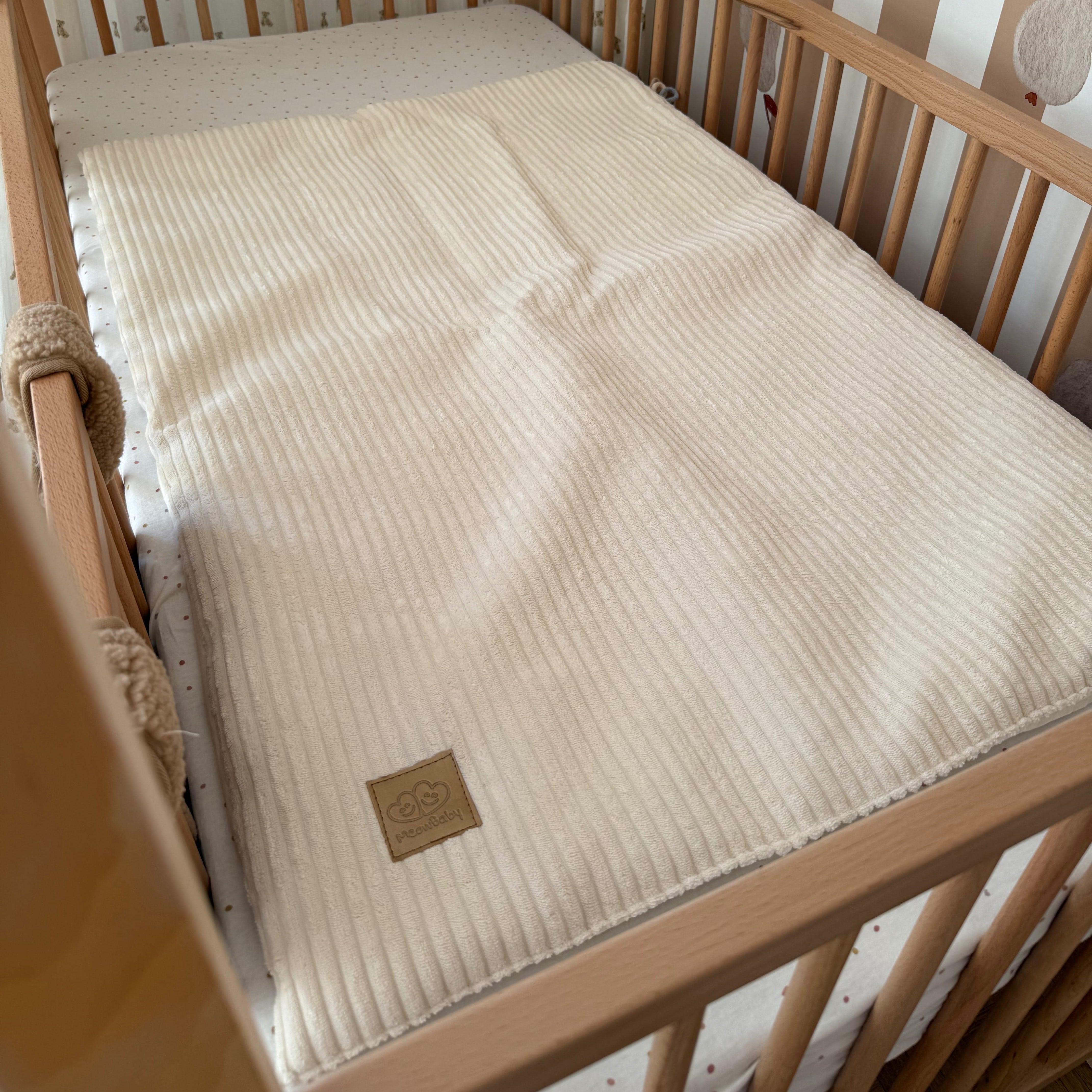 Couverture bébé en velours Corduroy à larges côtes Aesthetic | Été ou Hiver