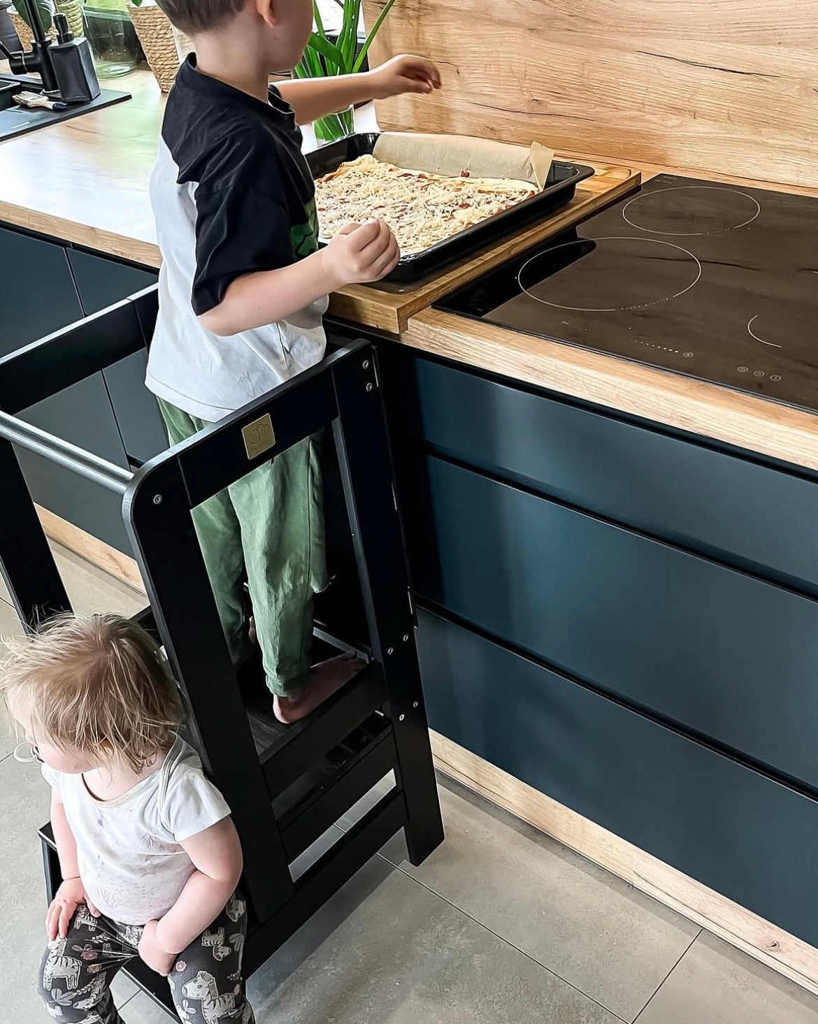 Tour d'observation Montessori ajustable, avec ou sans tableau noir | 3 hauteurs
