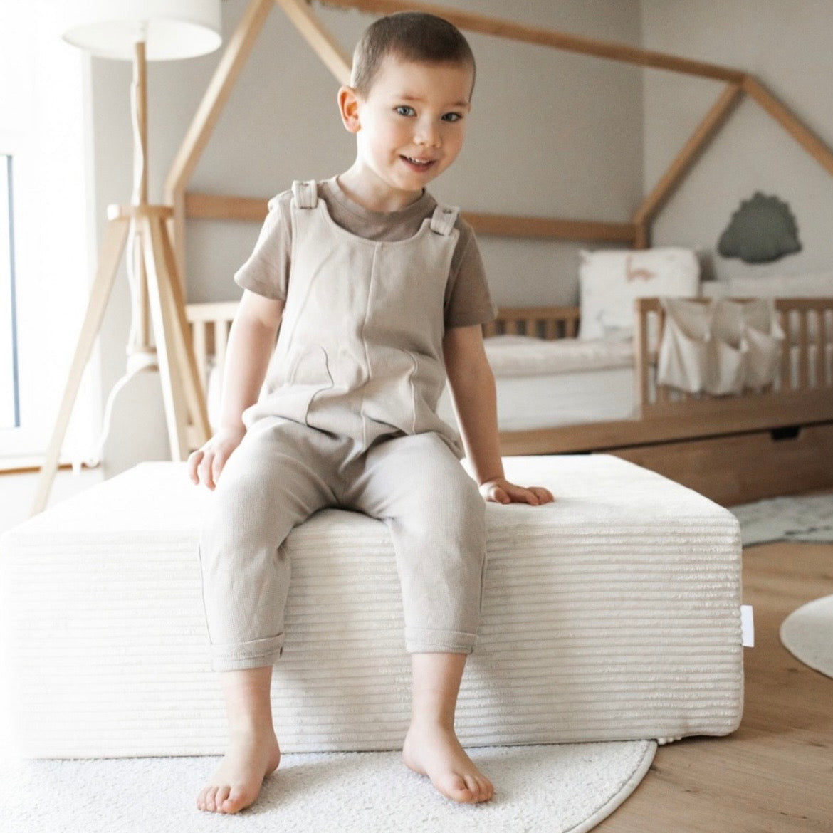 Trampoline d'intérieur en velours Corduroy à larges côtes Aesthetic | 2 tailles
