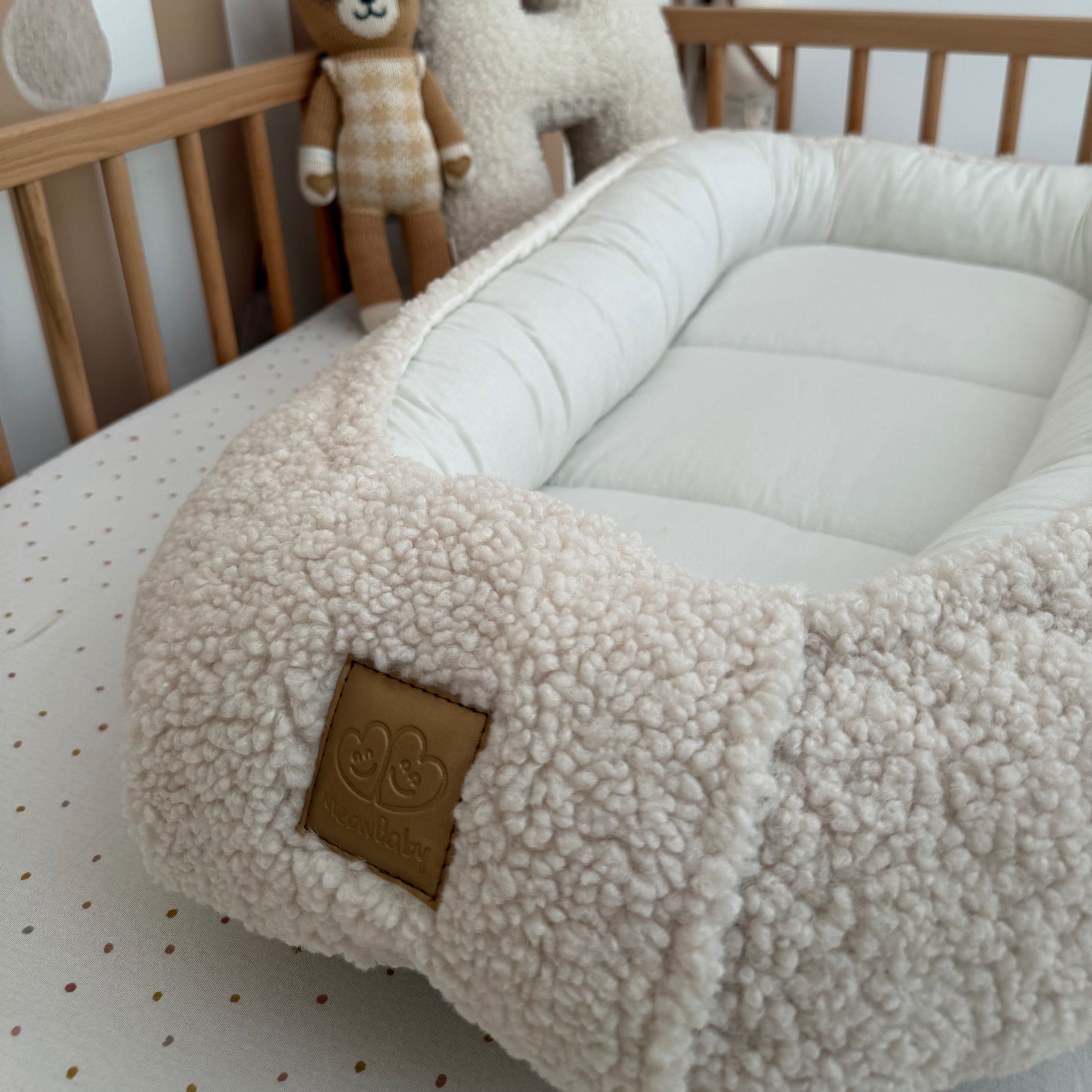 Nid d’ange, réducteur de lit pour bébé en peluche Bearly