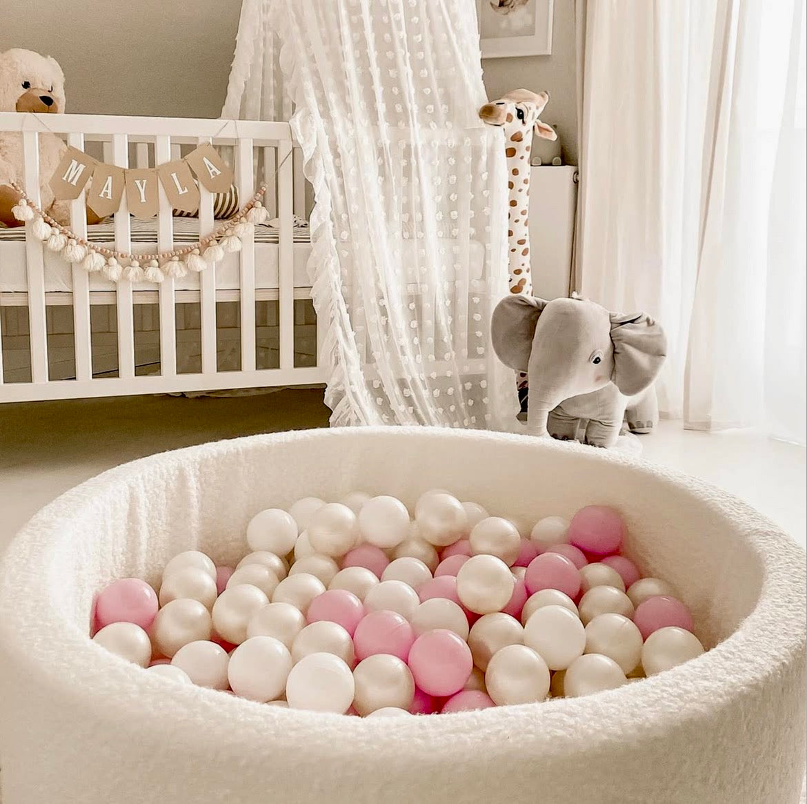 Piscine à balles ronde 90x30 cm en bouclette, 200 balles - Blanc | Balles au choix