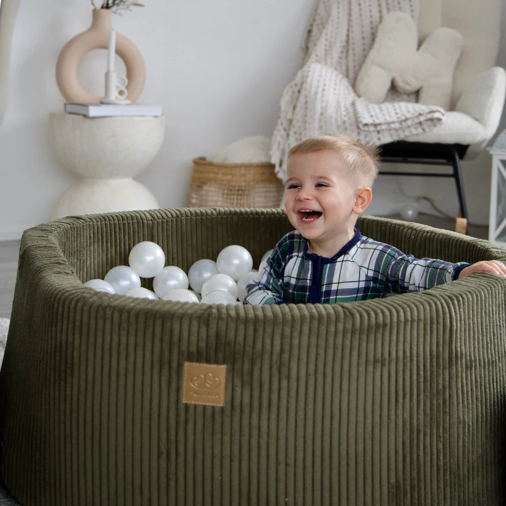 Piscine à balles Aesthetic ronde 90x30 cm en velours Corduroy à larges côtes Aesthetic, 200 balles - Kaki | Balles au choix