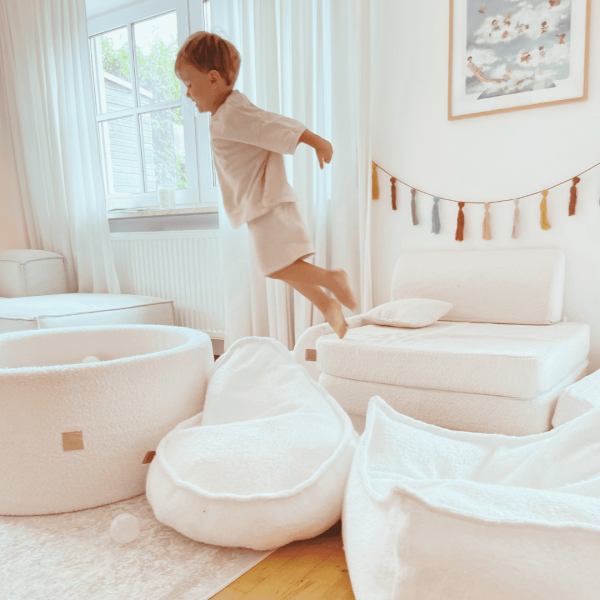 Pouf carré en bouclette