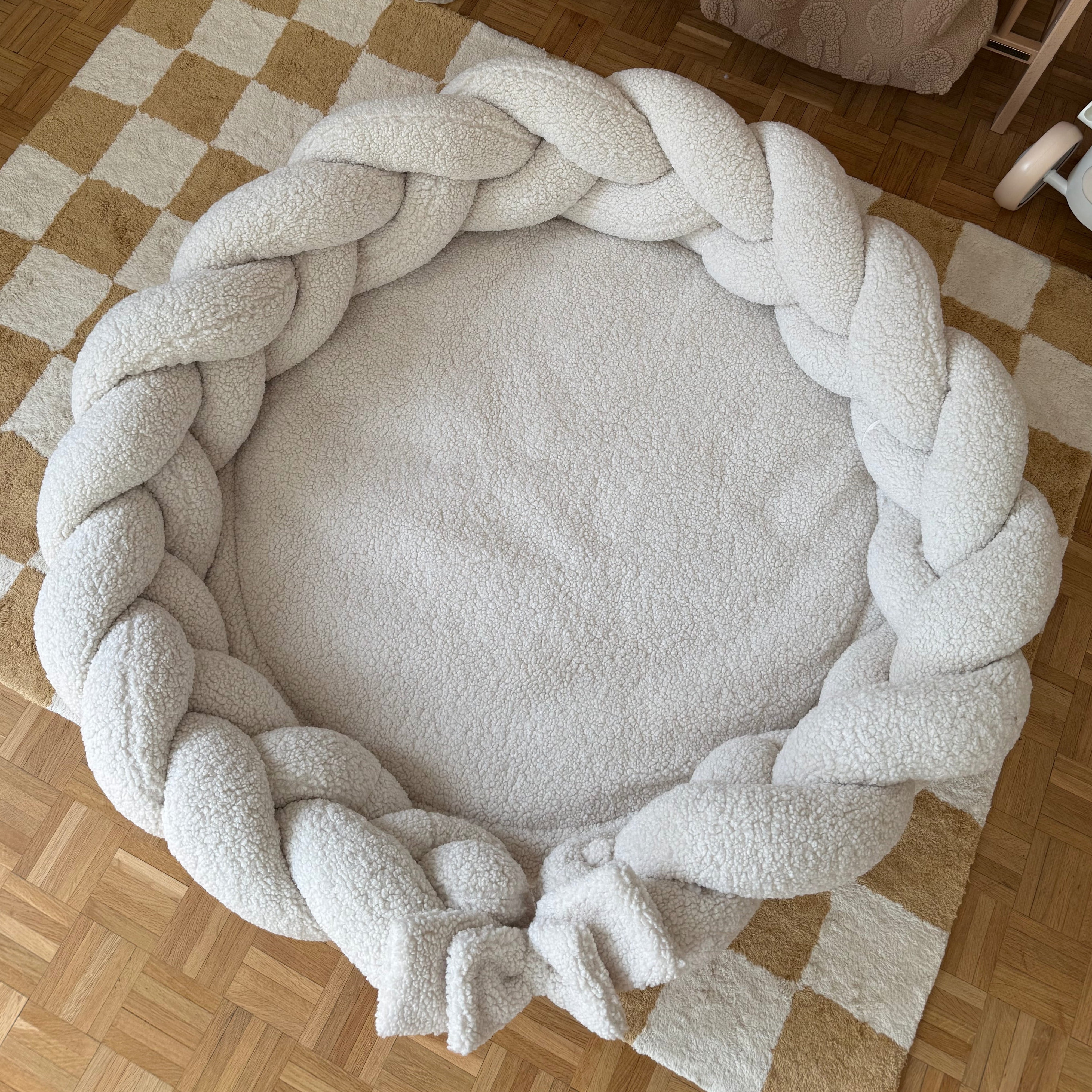 Tapis d’éveil cocon pour bébé en peluche Bearly