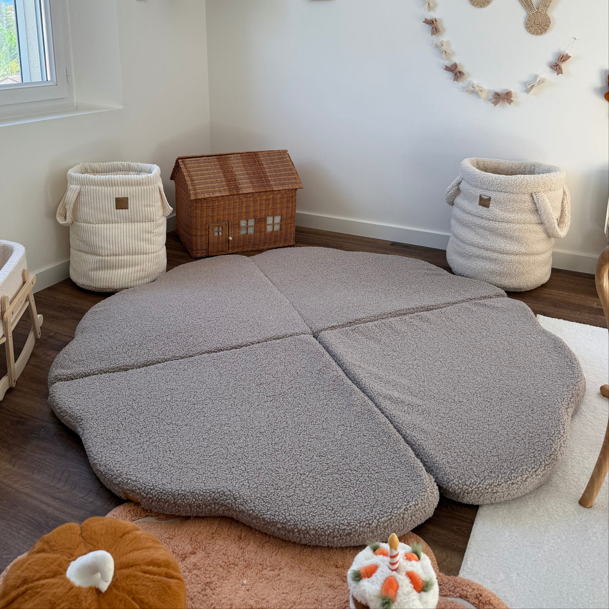Tapis de jeu et d'éveil épais en peluche Bearly | Nuage