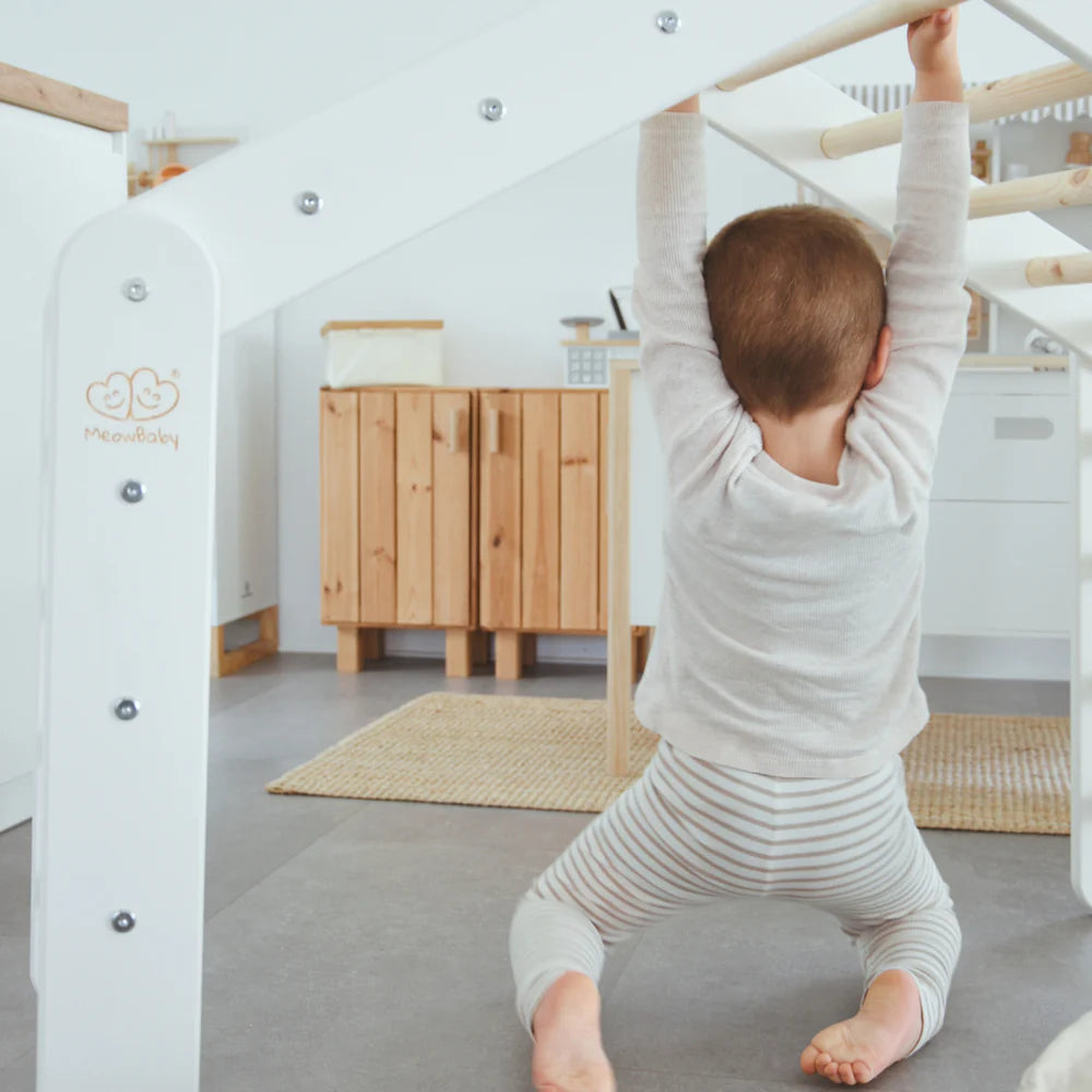 Triangle de Pikler XL ou double en bois, évolutif en cabane, avec option tente