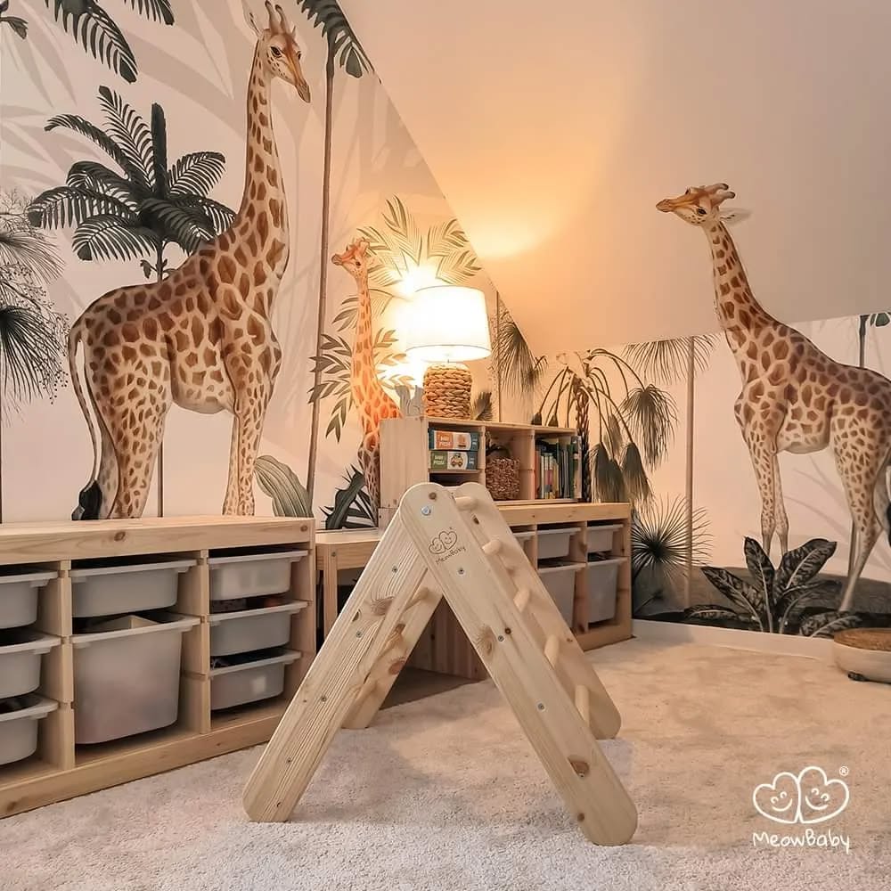 Triangle de Pikler en bois avec rampe
