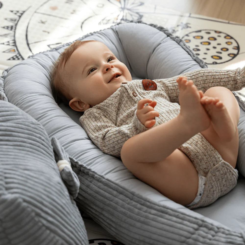 Nid d'ange, réducteur de lit pour bébé en velours Corduroy à larges côtes Aesthetic