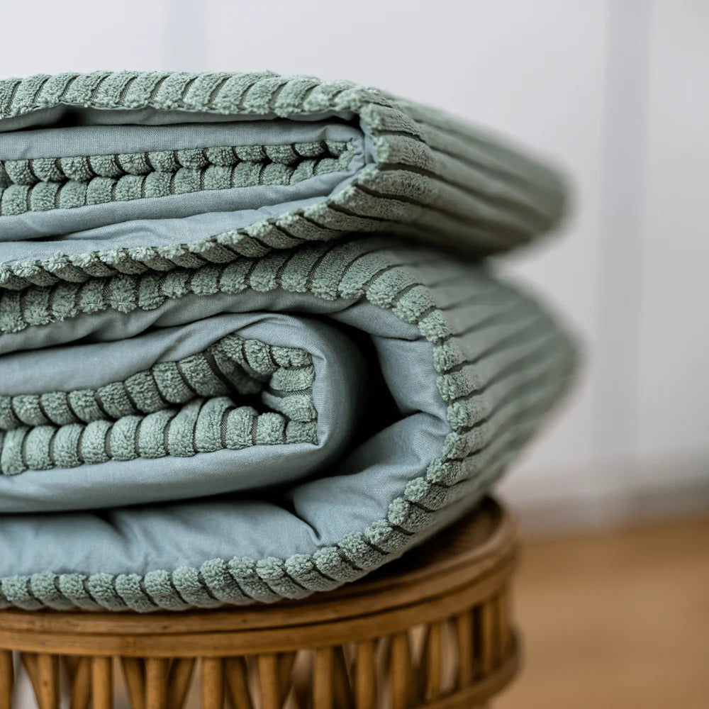 Couverture bébé en velours Corduroy à larges côtes Aesthetic | Été ou Hiver