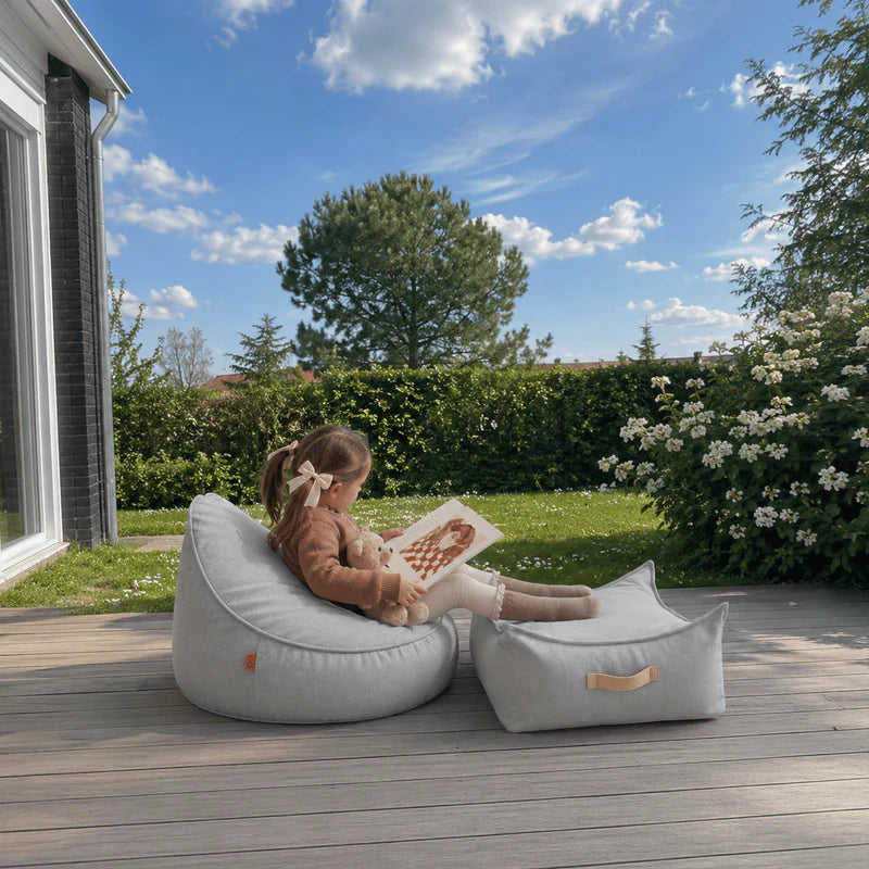 Coussin de sol carré d'extérieur en toile déperlante et résistante aux UV Outzy