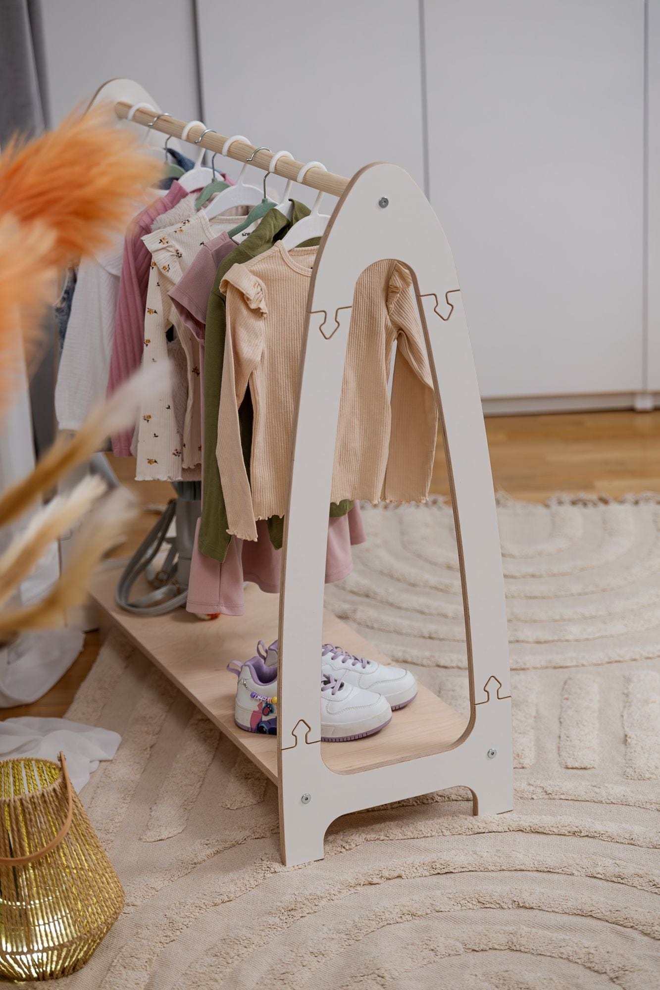 Meowbaby Soft Hanger - Wooden Clothes Rail With Shelve For Kids Bedroom