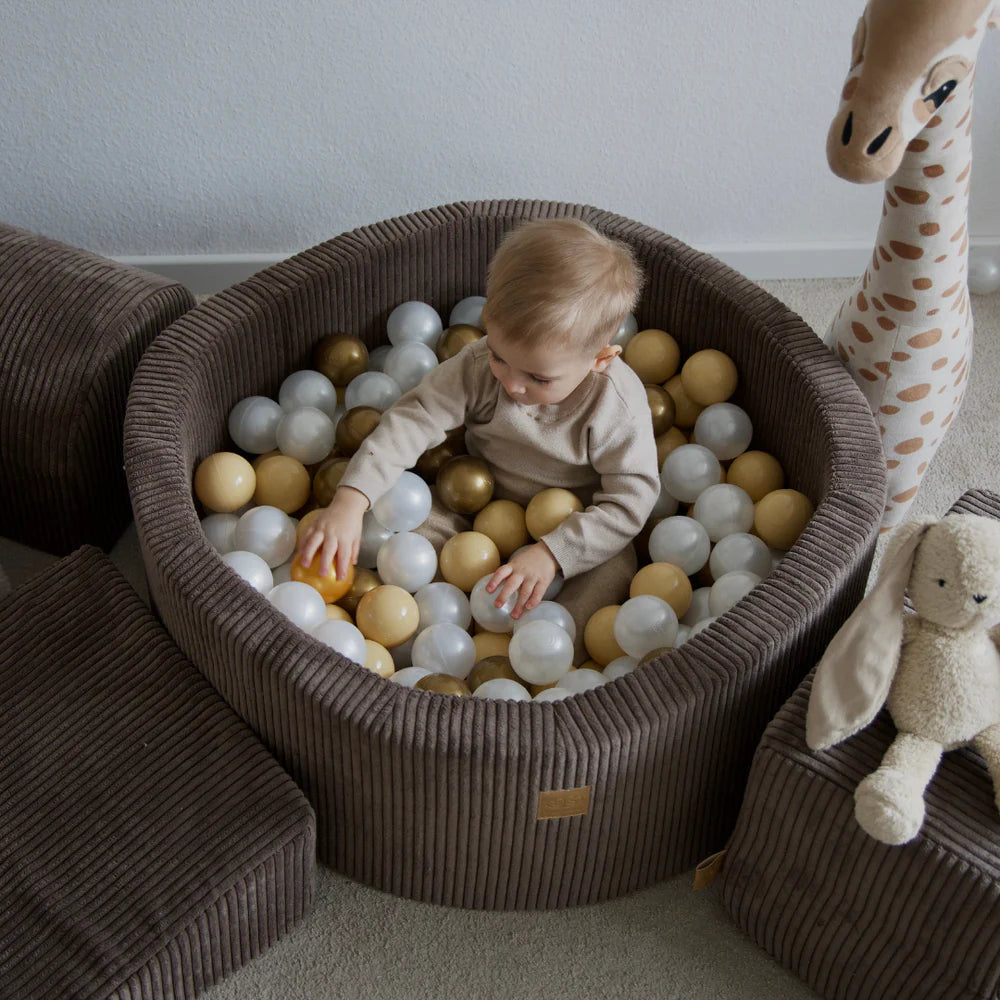 Piscine à balles Aesthetic ronde 90x30 cm en velours Corduroy à larges côtes Aesthetic, 200 balles - Marron | Balles au choix
