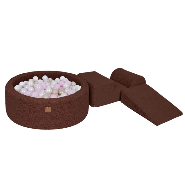 Parcours 3 pièces avec piscine à balles ronde 90x30 cm en peluche Bearly, 200 balles - Marron | Balles au choix