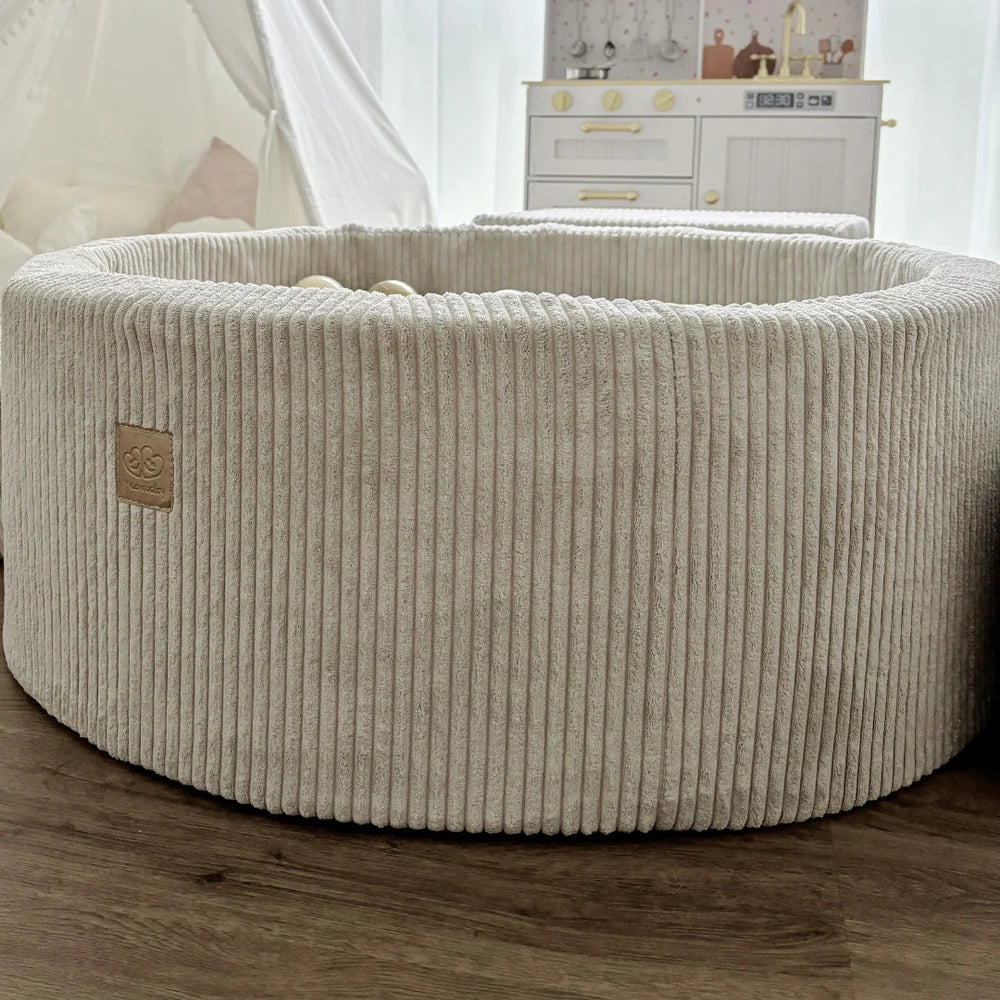 Piscine à balles Aesthetic ronde 90x30 cm en velours Corduroy à larges côtes Aesthetic, 200 balles - Écru | Balles au choix