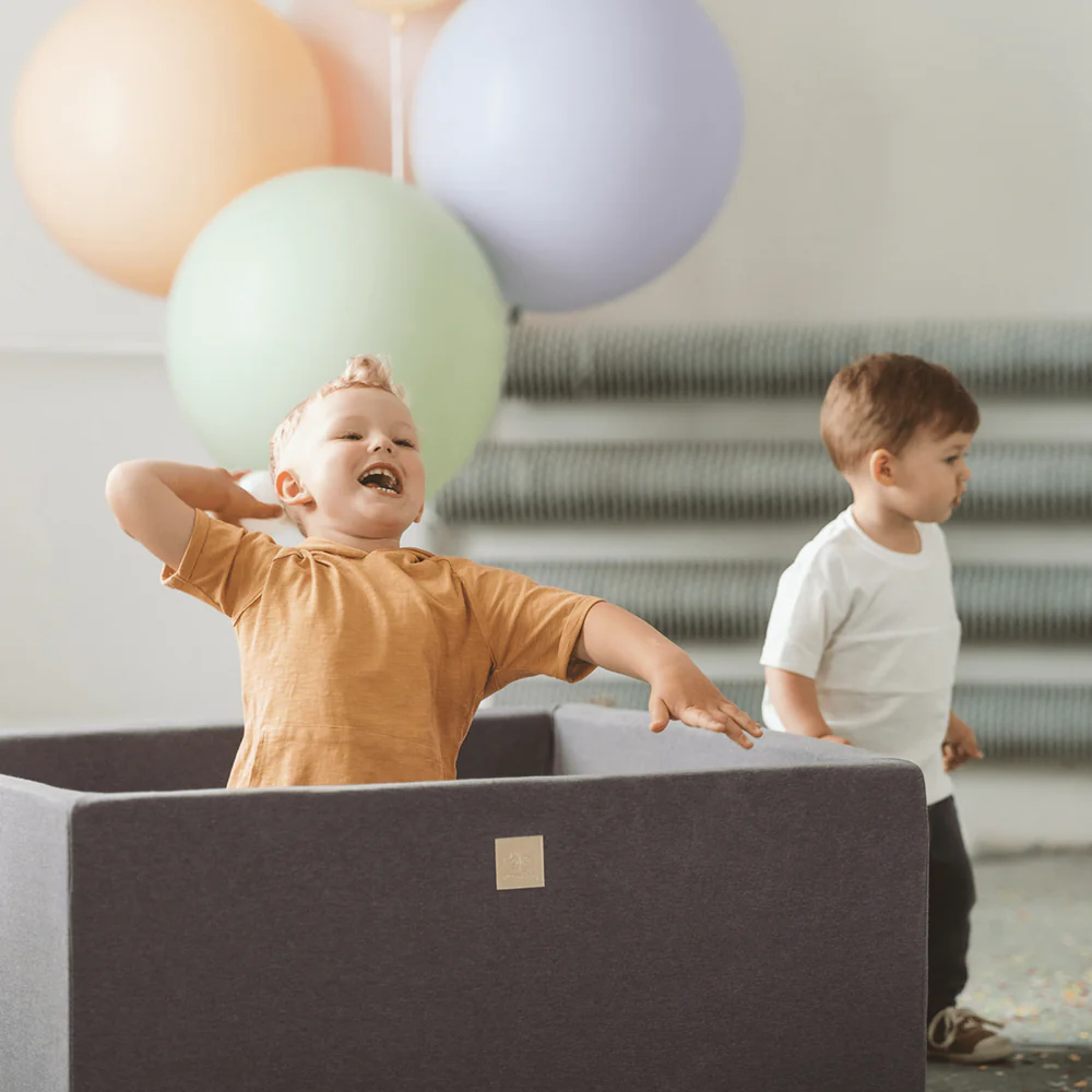 Piscine à balles carrée 90x90 cm en jersey, 300 balles - Gris | Balles au choix