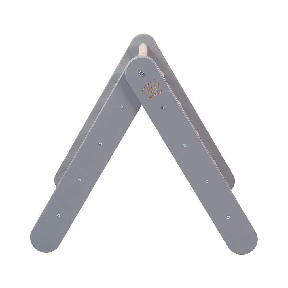 Triangle de Pikler en bois, avec option cabane