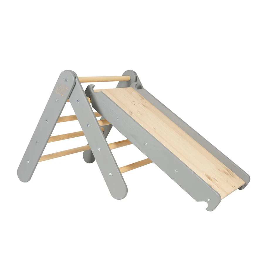 Triangle de Pikler en bois, avec option cabane