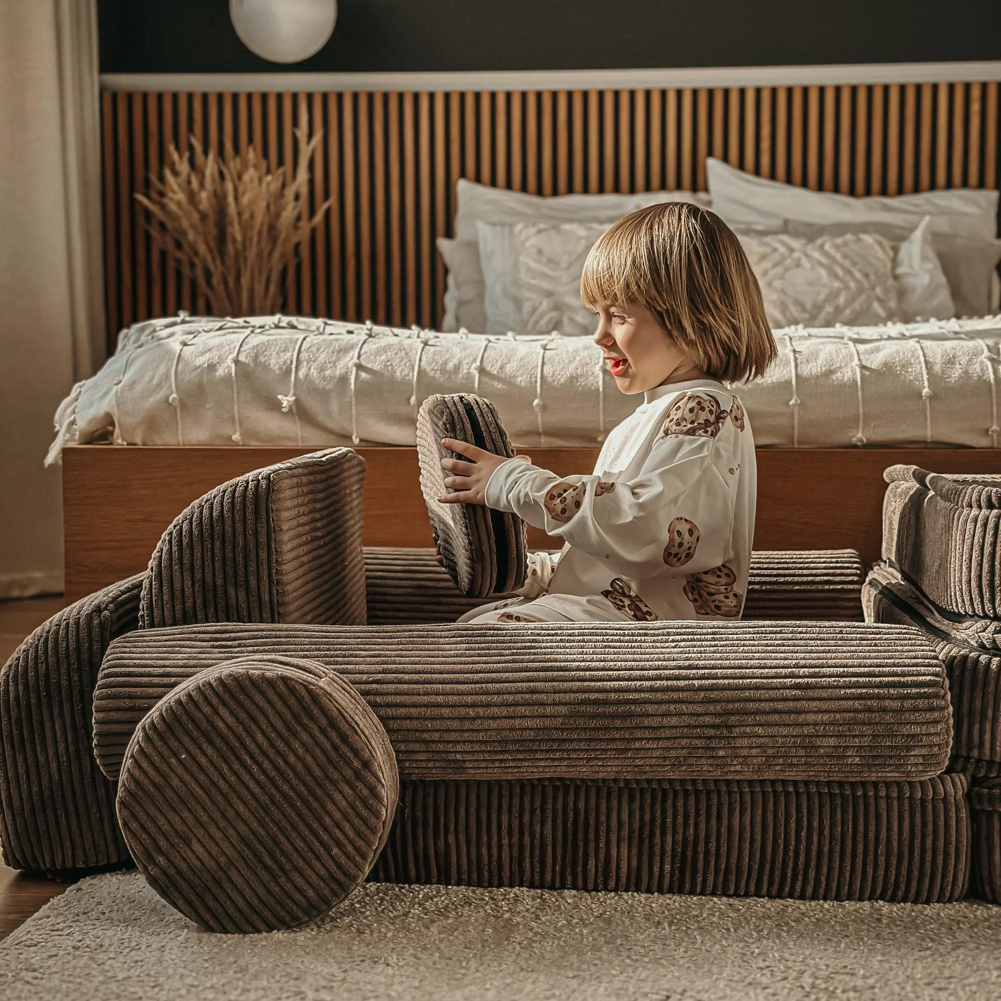 Canapé de jeu ou parcours de motricité : que choisir pour votre enfant ?