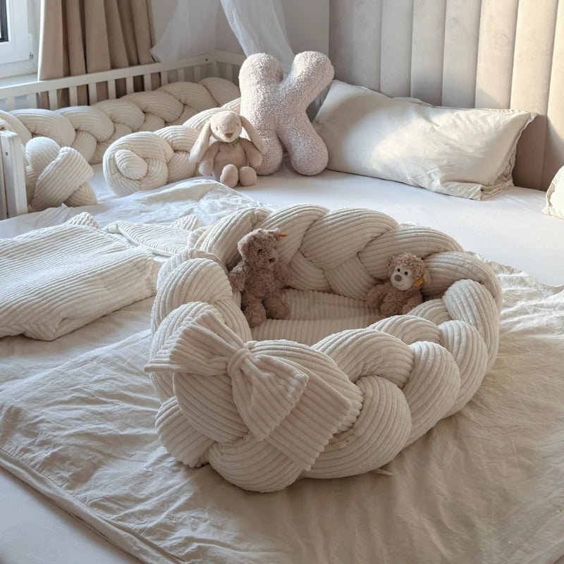 Cocon, réducteur de lit pour bébé en velours Corduroy à larges côtes Aesthetic