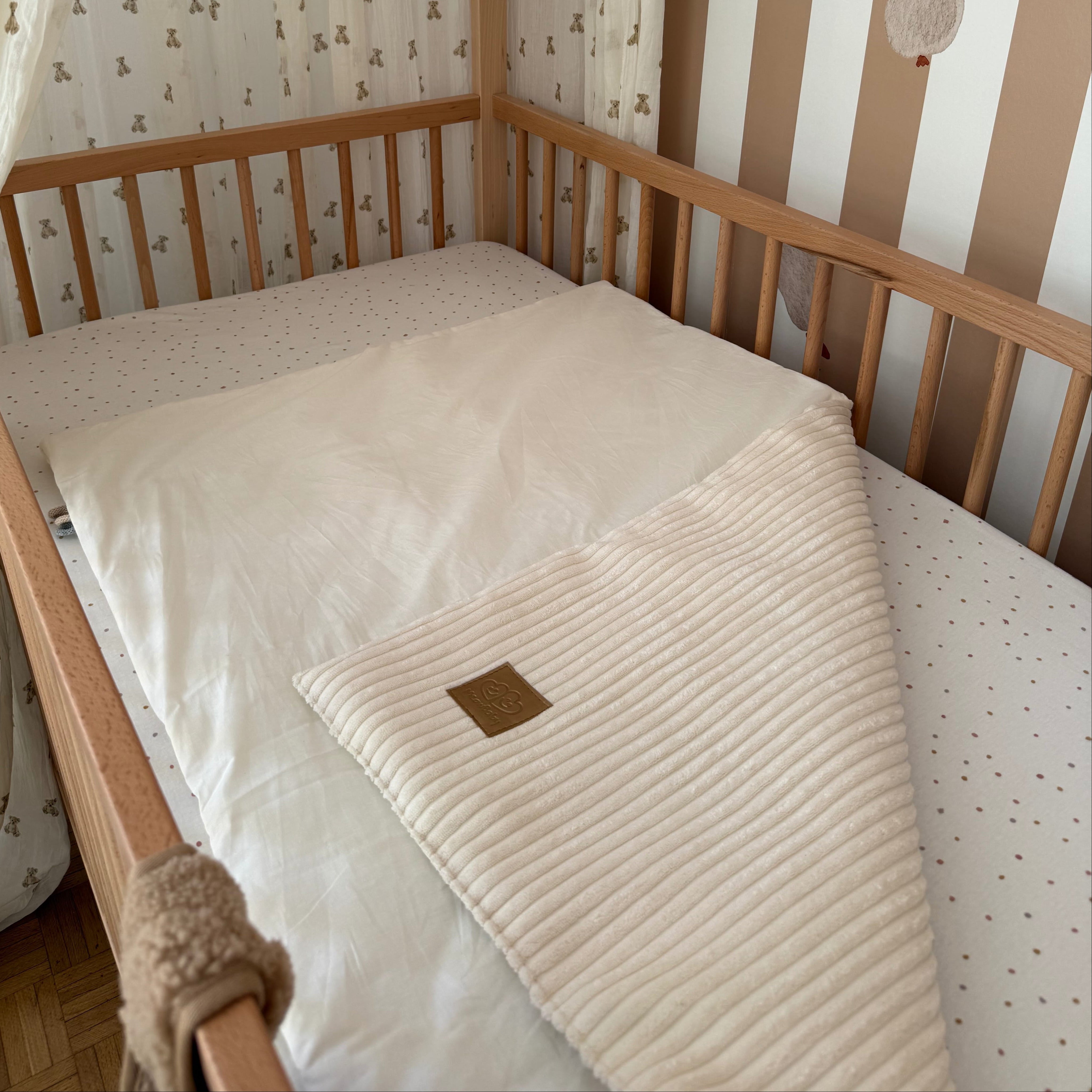 Couverture bébé en velours Corduroy à larges côtes Aesthetic | Été ou Hiver