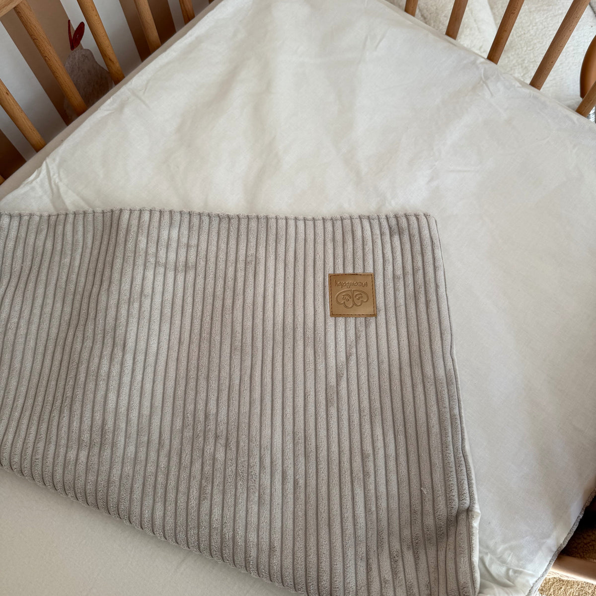 Couverture bébé en velours Corduroy à larges côtes Aesthetic | Été ou Hiver