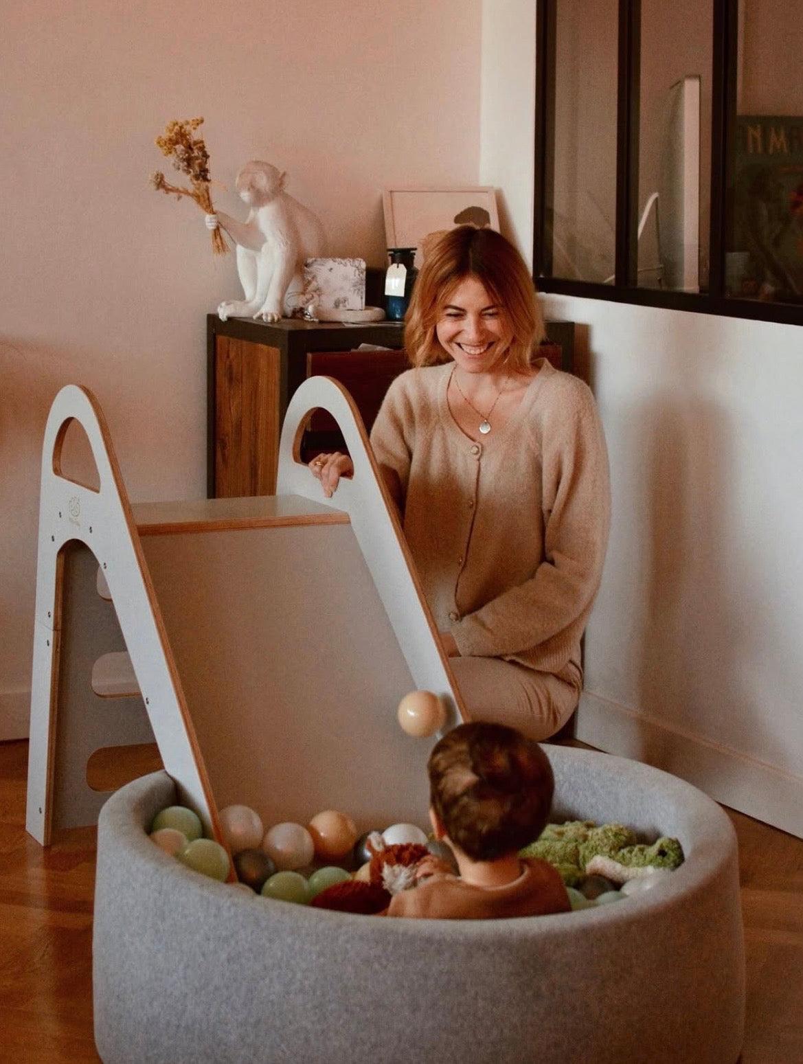 Piscine à balles ronde 90x30 cm en velours, 200 balles - Gris | Balles au choix