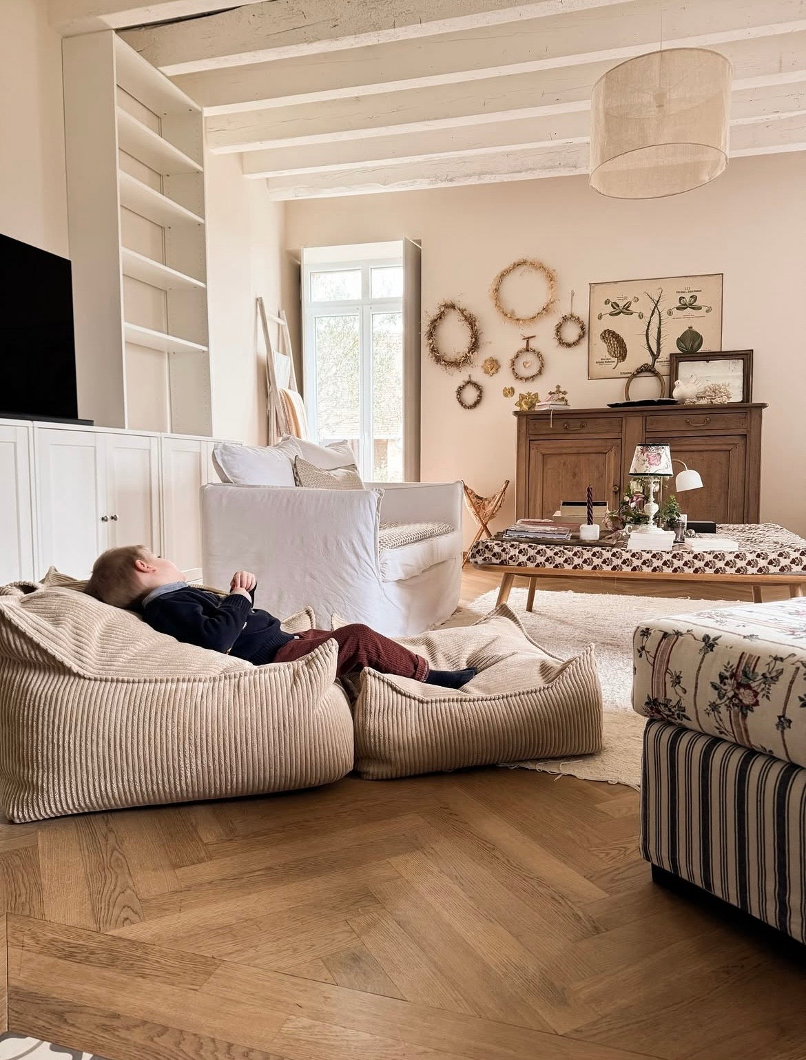 Coussin de sol carré en velours Corduroy à larges côtes Aesthetic