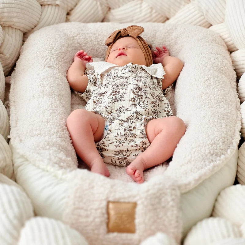 Nid d’ange, réducteur de lit pour bébé en peluche Bearly
