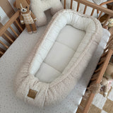 Nid d’ange, réducteur de lit pour bébé en peluche Bearly