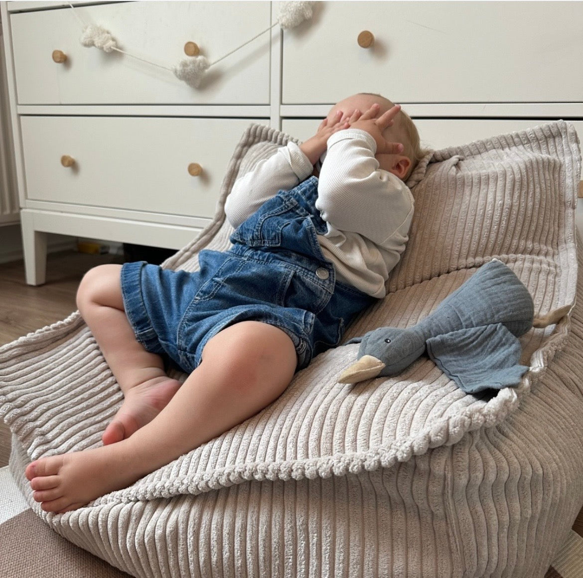 Pouf carré en velours Corduroy à larges côtes Aesthetic