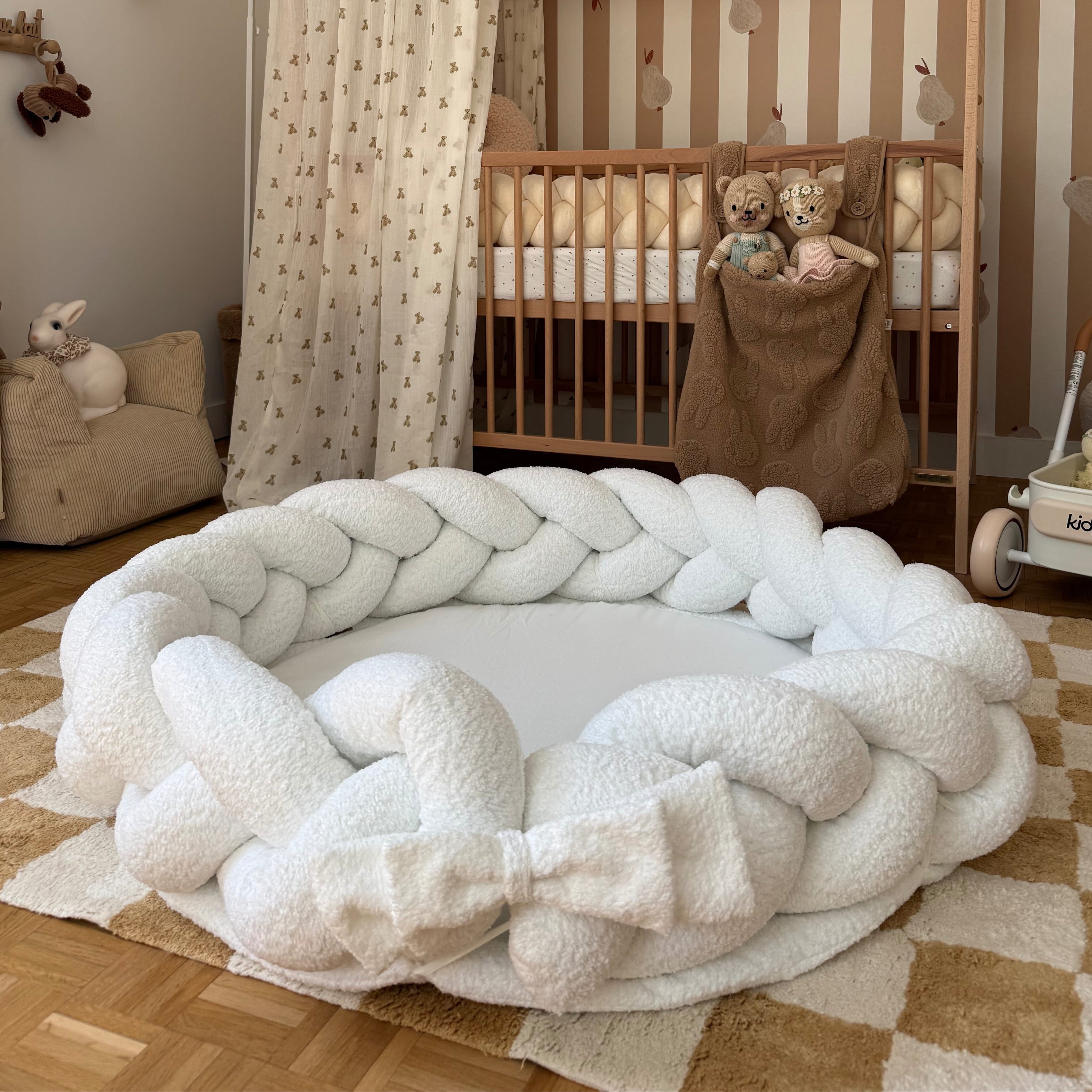 Tapis d’éveil cocon pour bébé en tissu texturé bouclé - Blanc