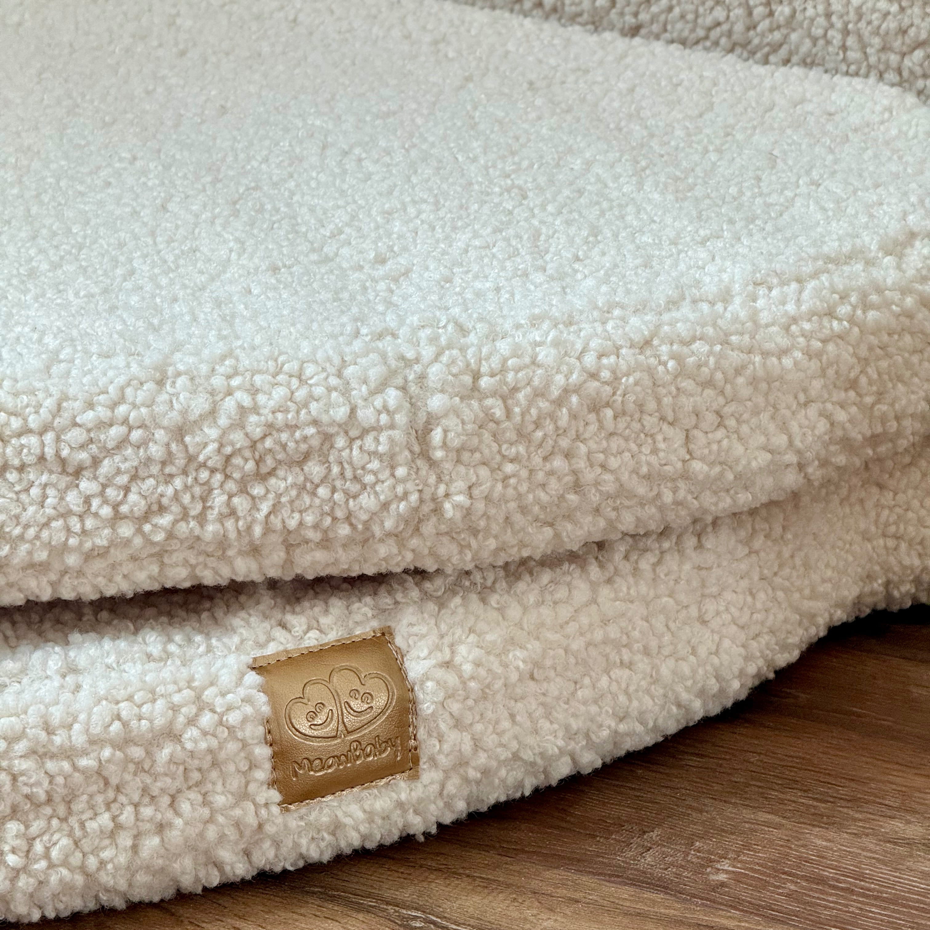 Tapis de jeu et d'éveil épais en peluche Bearly | Nuage
