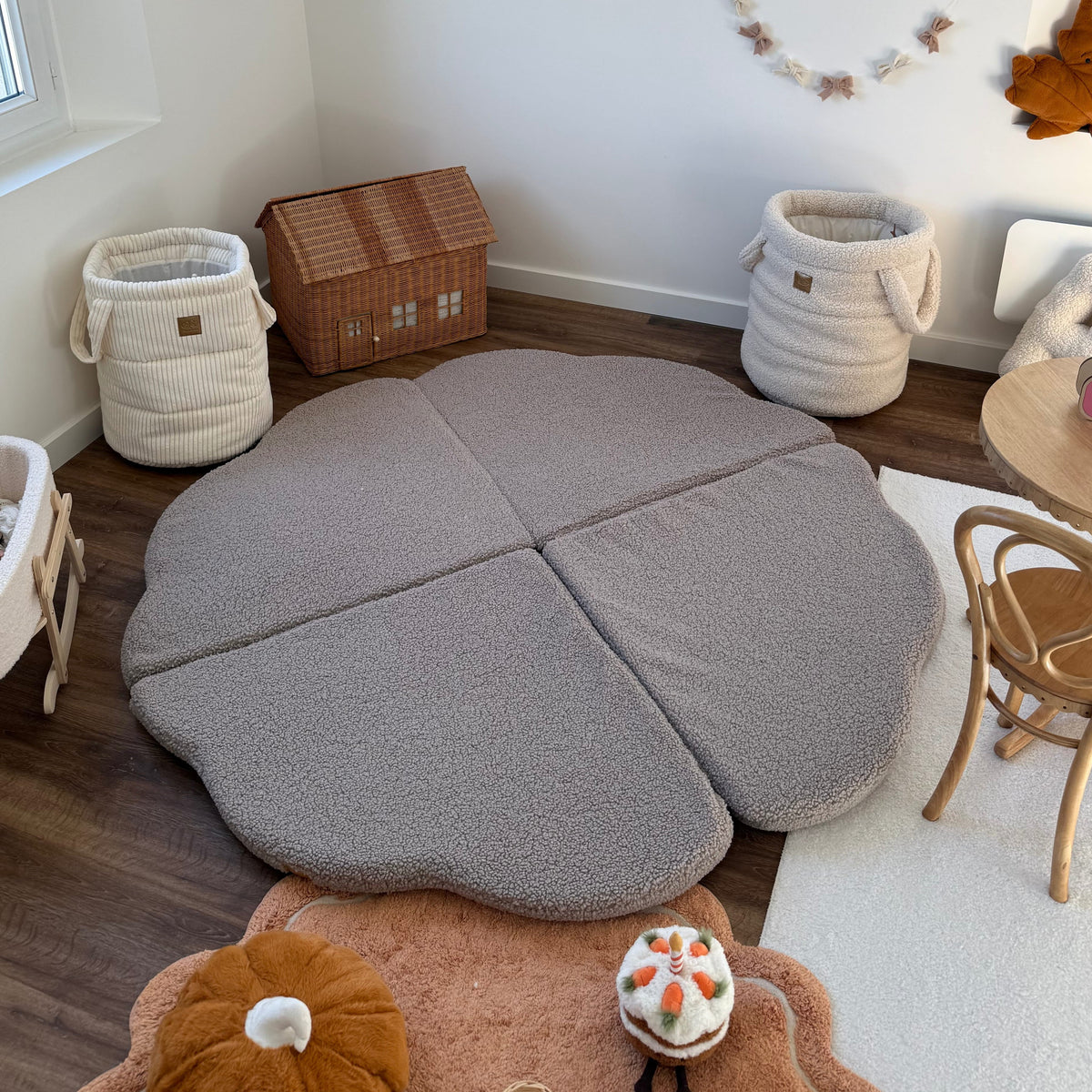 Tapis de jeu et d'éveil épais en peluche Bearly | Nuage