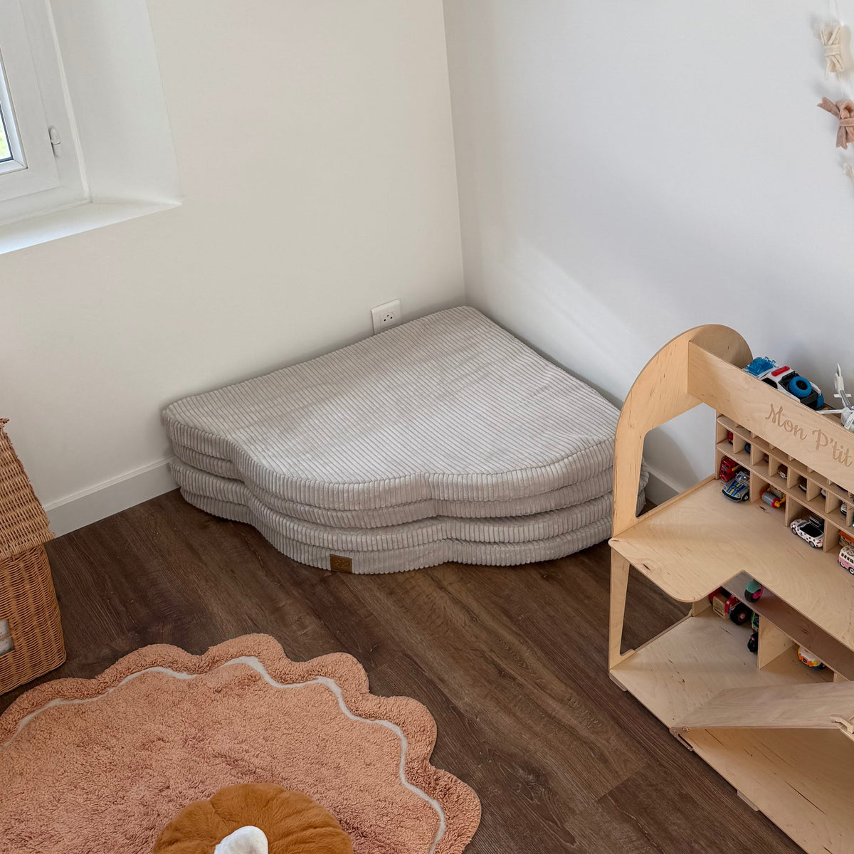 Tapis de jeu et d'éveil épais en velours Corduroy à larges côtes Aesthetic | Nuage