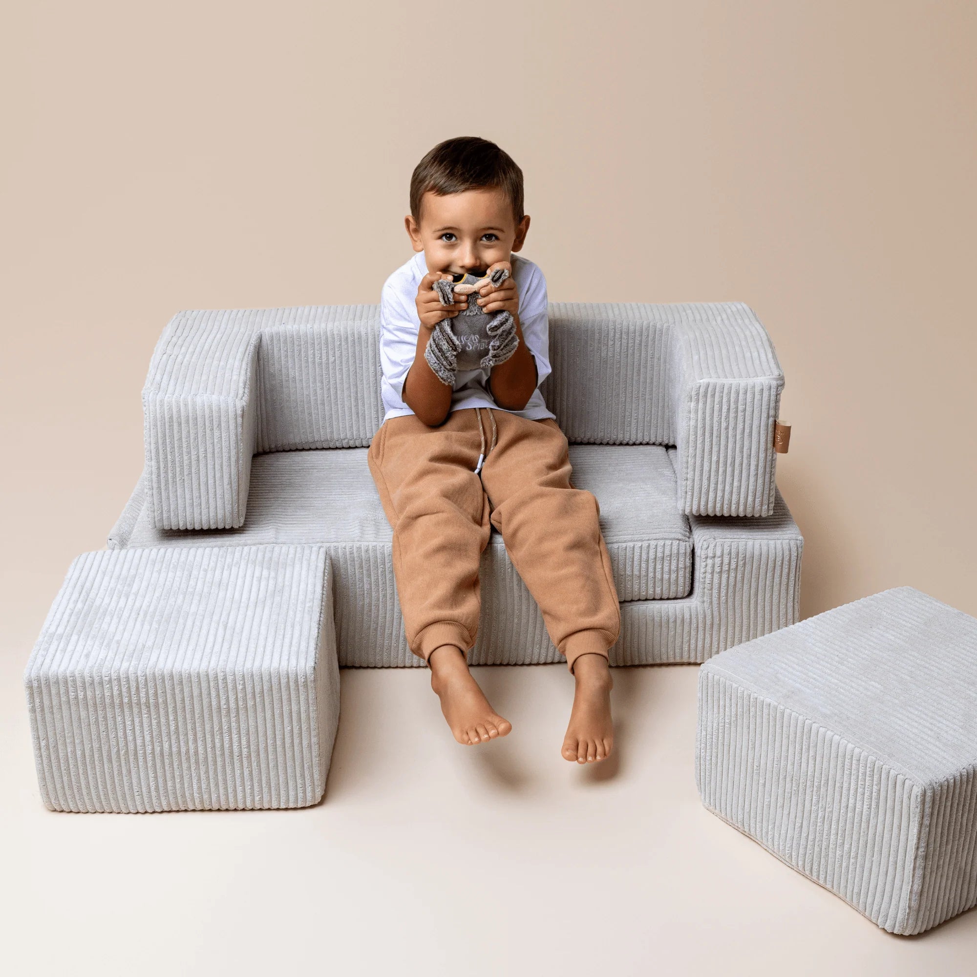 Canapé de jeu modulable Brick 100cm en velours Corduroy à larges côtes Aesthetic | 6 Pièces