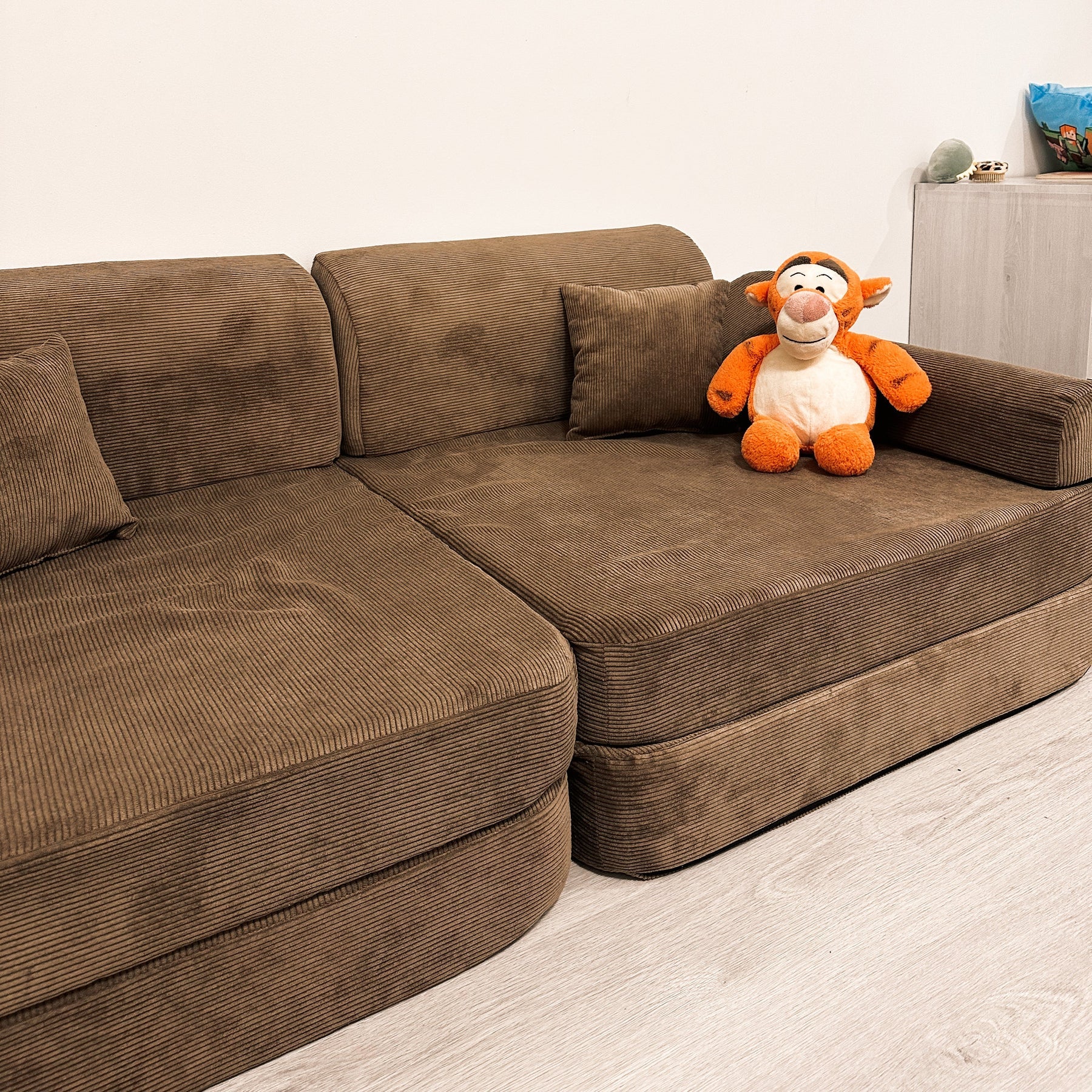 Canapé modulable Premium en velours Corduroy à larges côtes Aesthetic | 10 Pièces