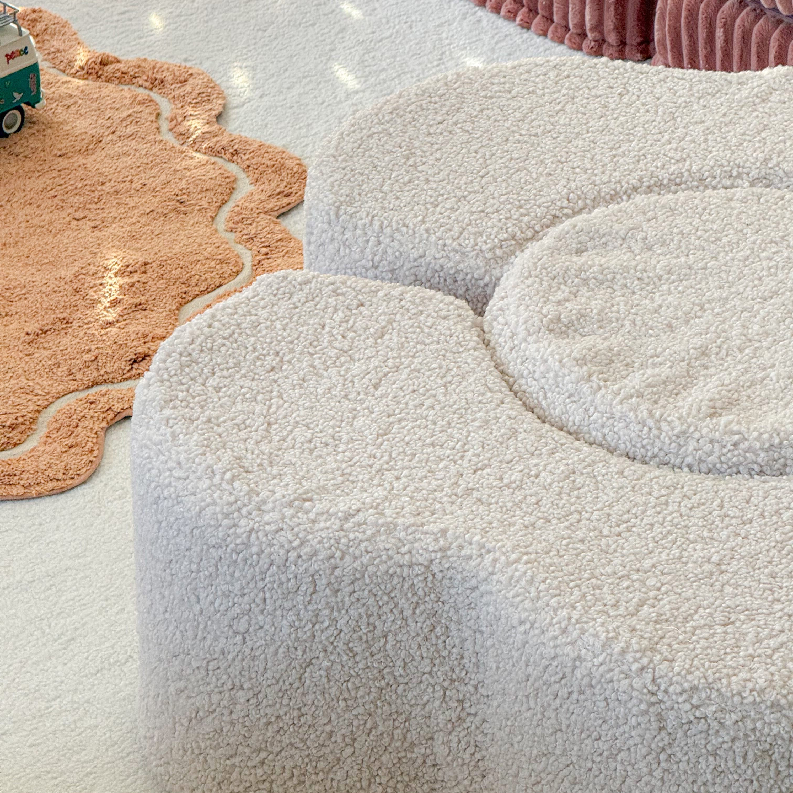Pouf de motricté modulable Fleur en peluche Bearly | 3 pièces
