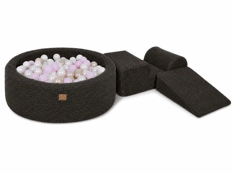 Parcours avec piscine à balles ronde 90x30 cm en peluche Bearly, 200 balles - Chocolat | Balles au choix