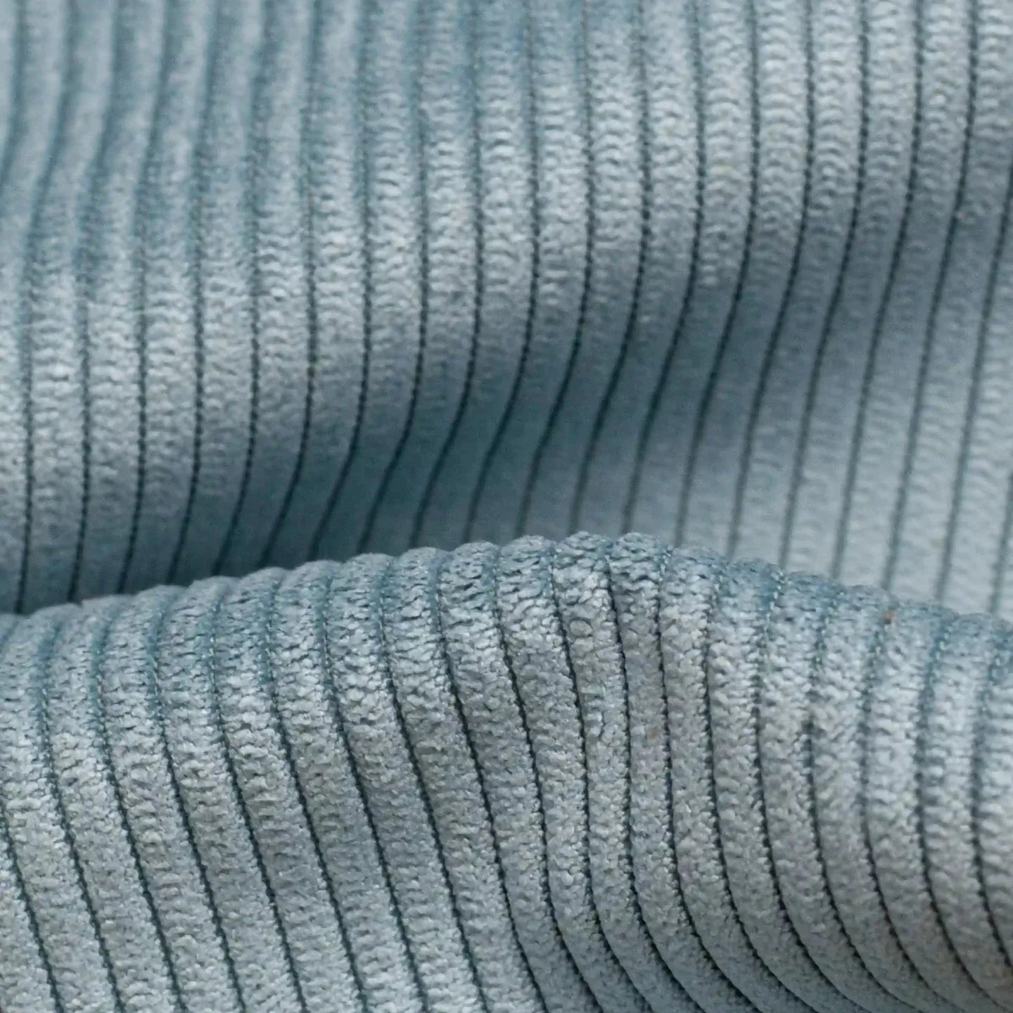 Pouf carré en velours Corduroy à fines côtes Slimcord
