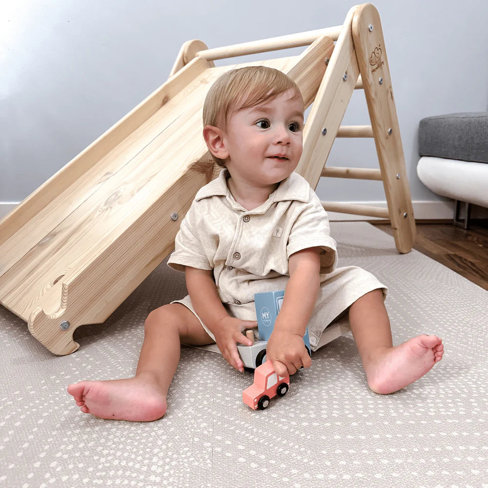 Triangle de Pikler en bois, avec option tente